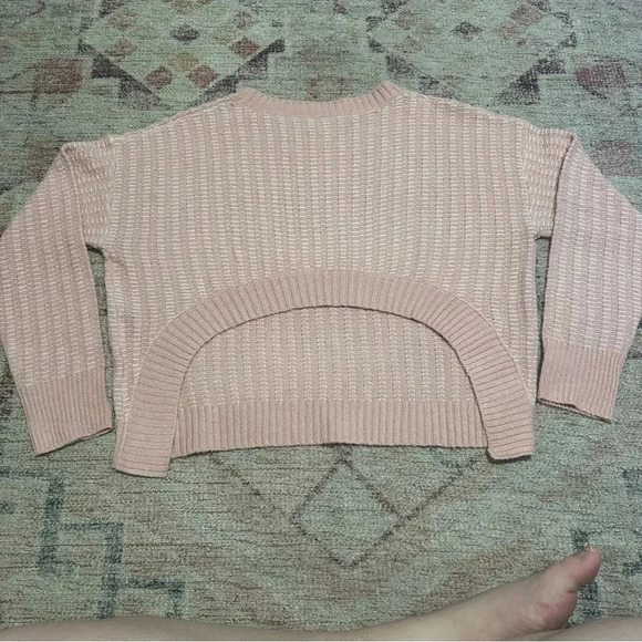Le Lis• PINK + WHITE OPEN BACK SWEATER size small - Picture 8 of 15